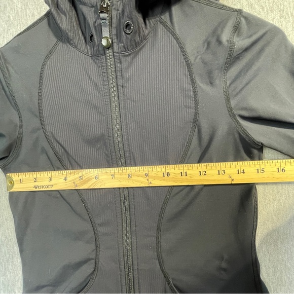 Lululemon Athletica Women’s Dance Studio Jacket Size 4 Lightweight Hoodie Black - Picture 5 of 12